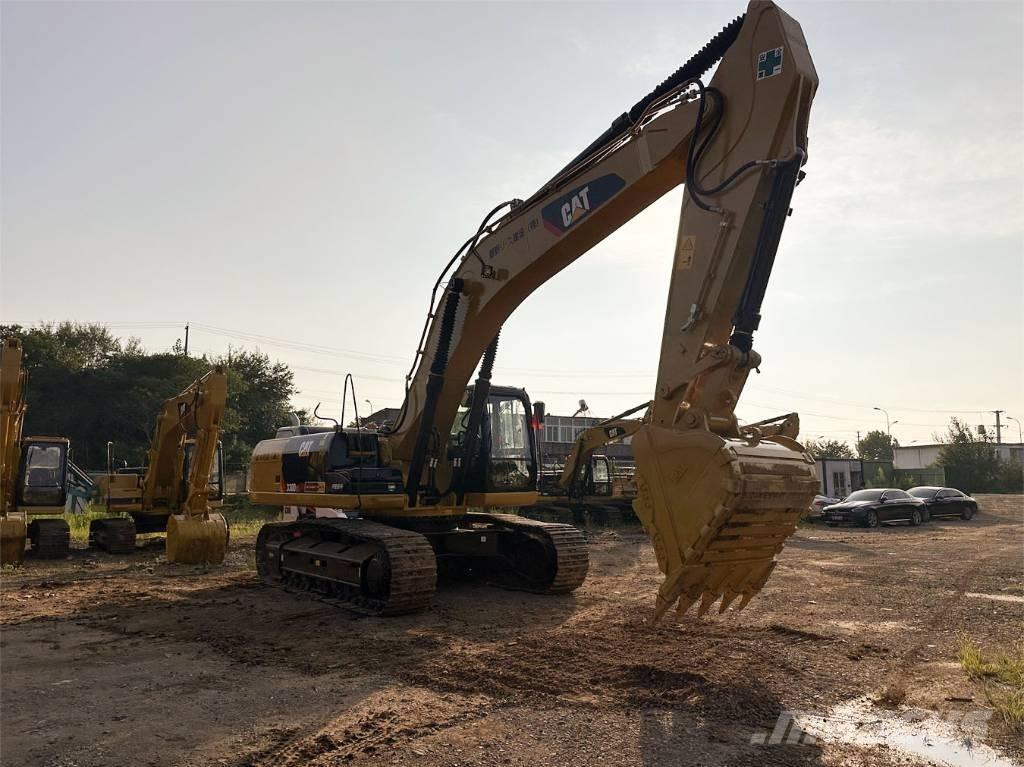 CAT 330 D Верижен екскаватор