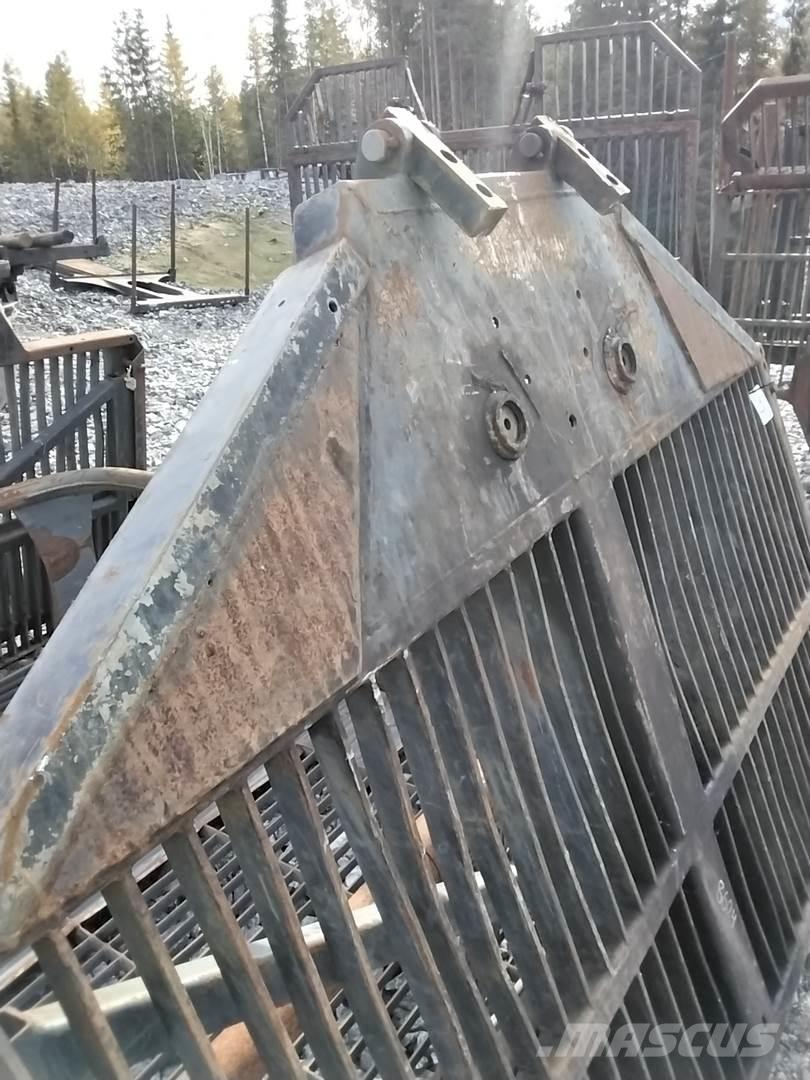 Valmet 860.4 Други компоненти