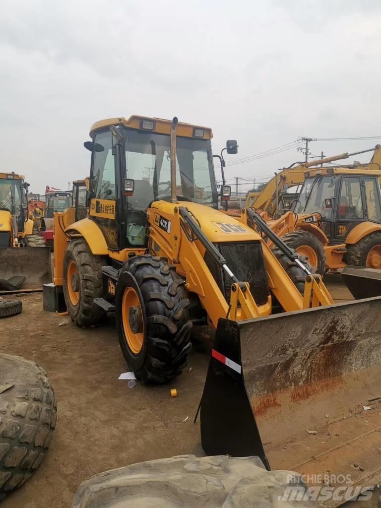 JCB 4 CX Товарач със заден ексватор