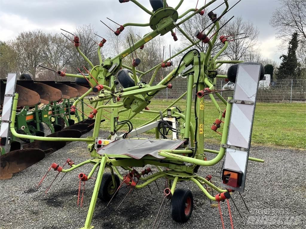CLAAS VOLTO 770 Гребла и сенообръщачки