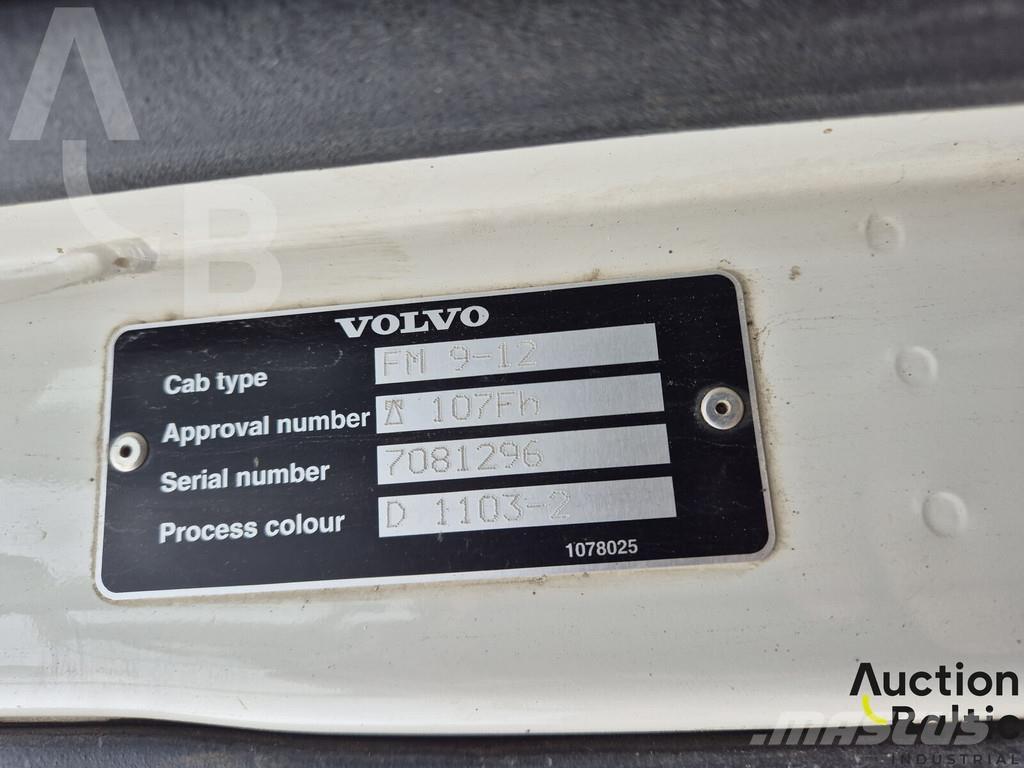 Volvo FM12 Самосвал