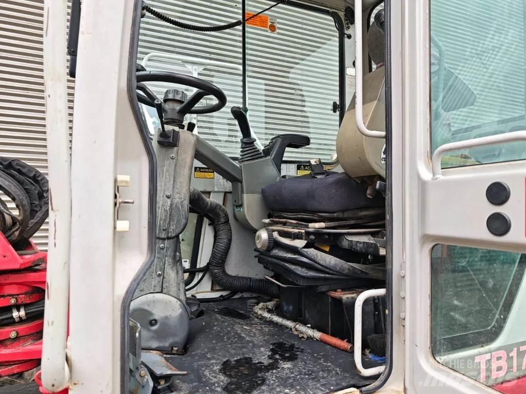 Takeuchi TB175W Средни екскаватори 7т - 12т
