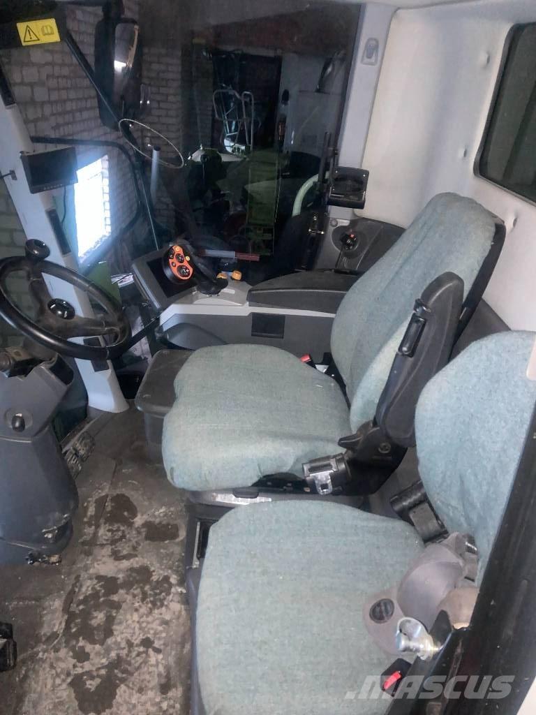 CLAAS Lexion 770 Комбайни