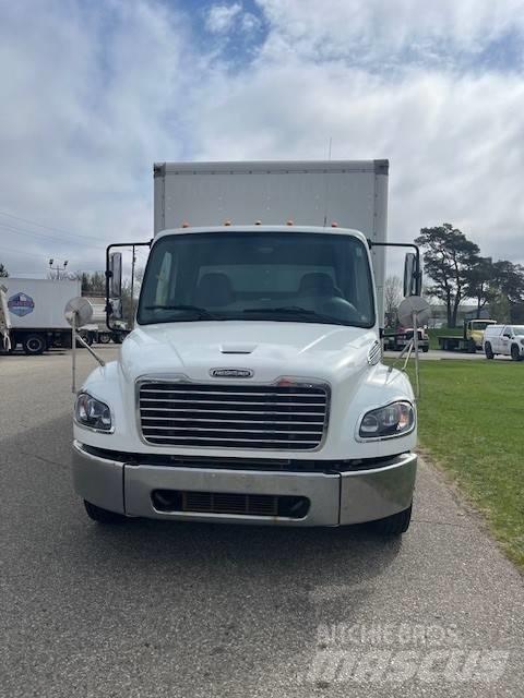 Freightliner M2106 Каросерии