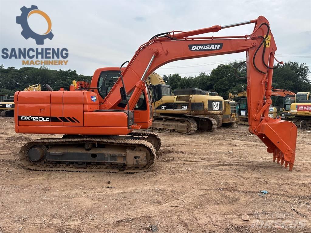 Doosan DX 120 Средни екскаватори 7т - 12т