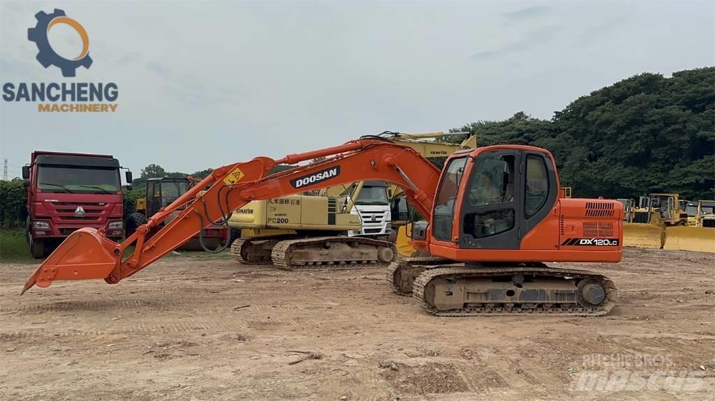 Doosan DX 120 Средни екскаватори 7т - 12т
