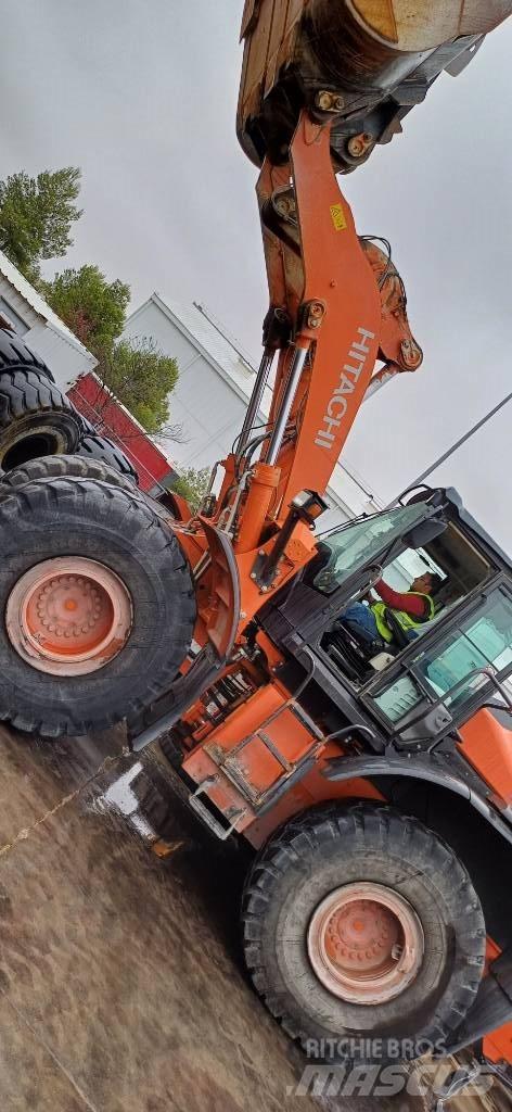 Hitachi ZW 310-6 Колесни товарачи
