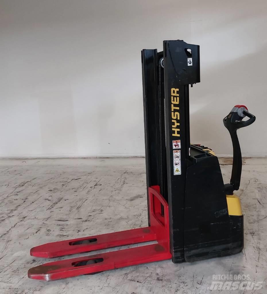 Hyster S 1.0 Колички високоповдигачи с теглич