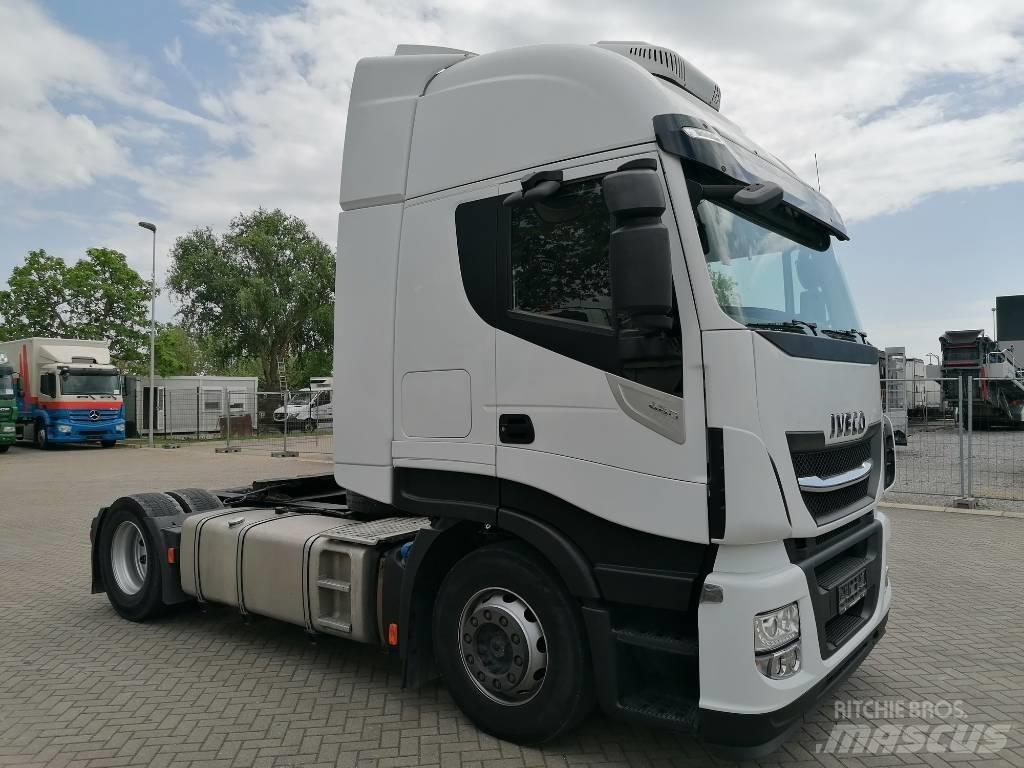Iveco AS440ST/P Влекачи