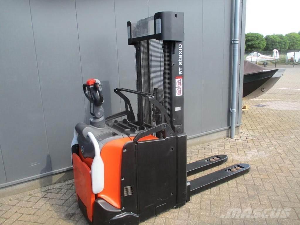 BT SPE 200L Колички високоповдигачи с теглич