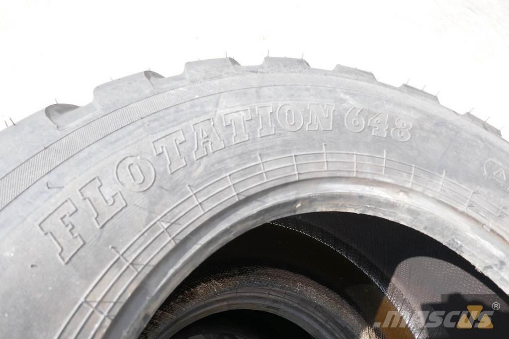 BKT 550/45-22.5 Гуми