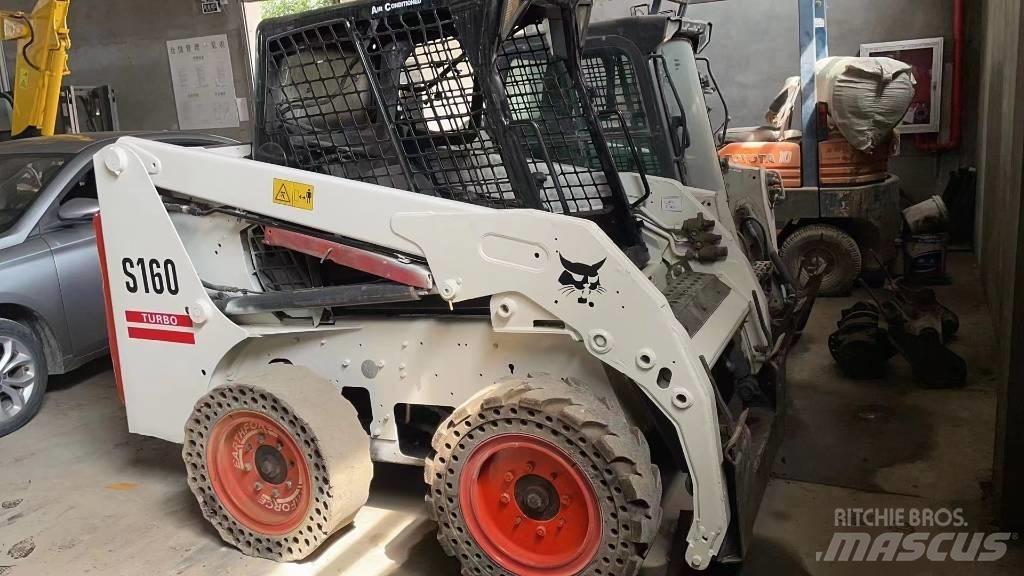 Bobcat S 160 Мини товарачи
