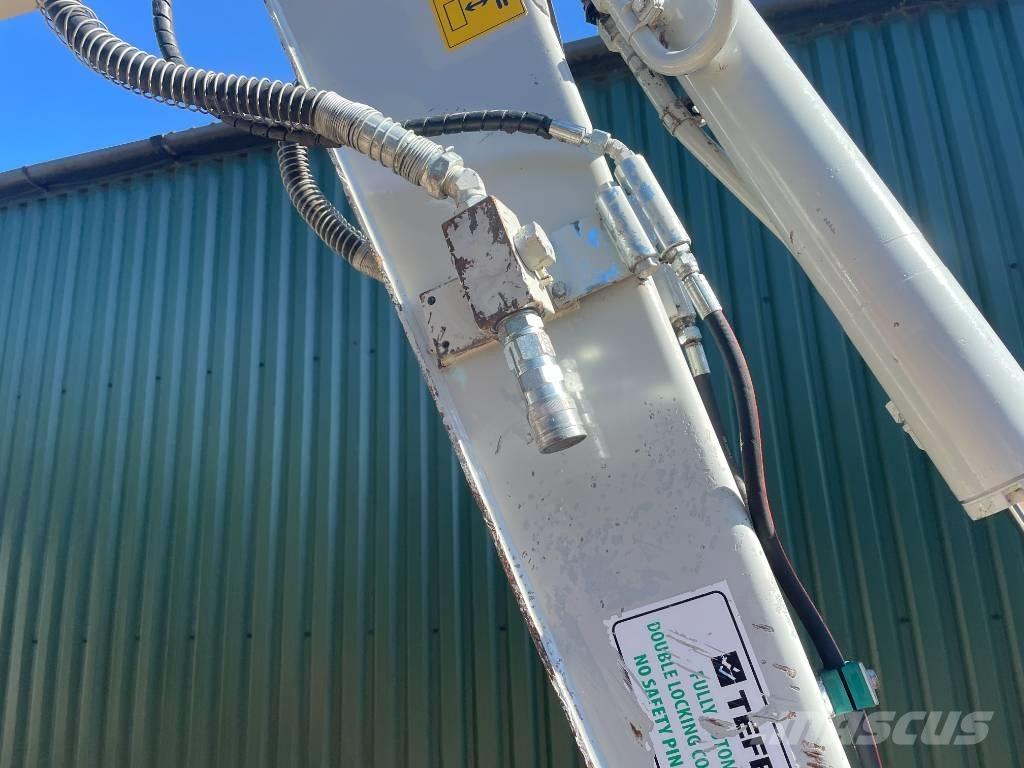 Takeuchi TB 250 Мини екскаватори < 7 т