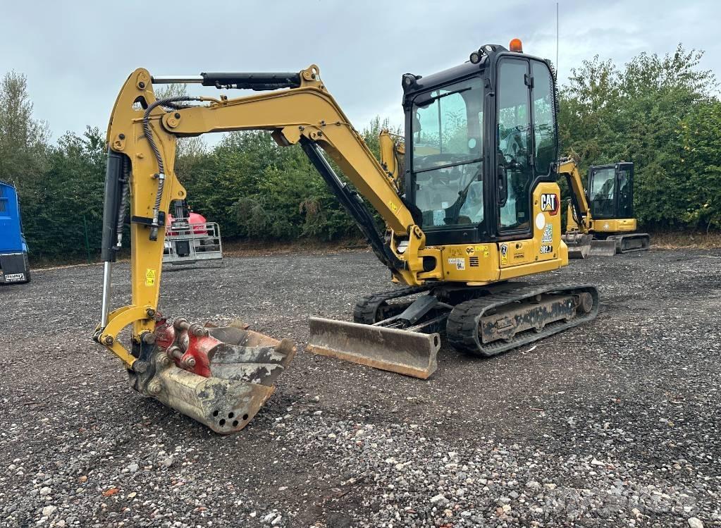 CAT 302.7 CR Мини екскаватори < 7 т