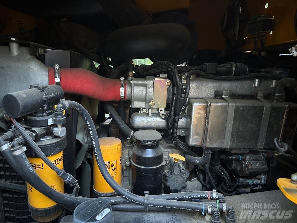 JCB 9TFT Странични самосвали
