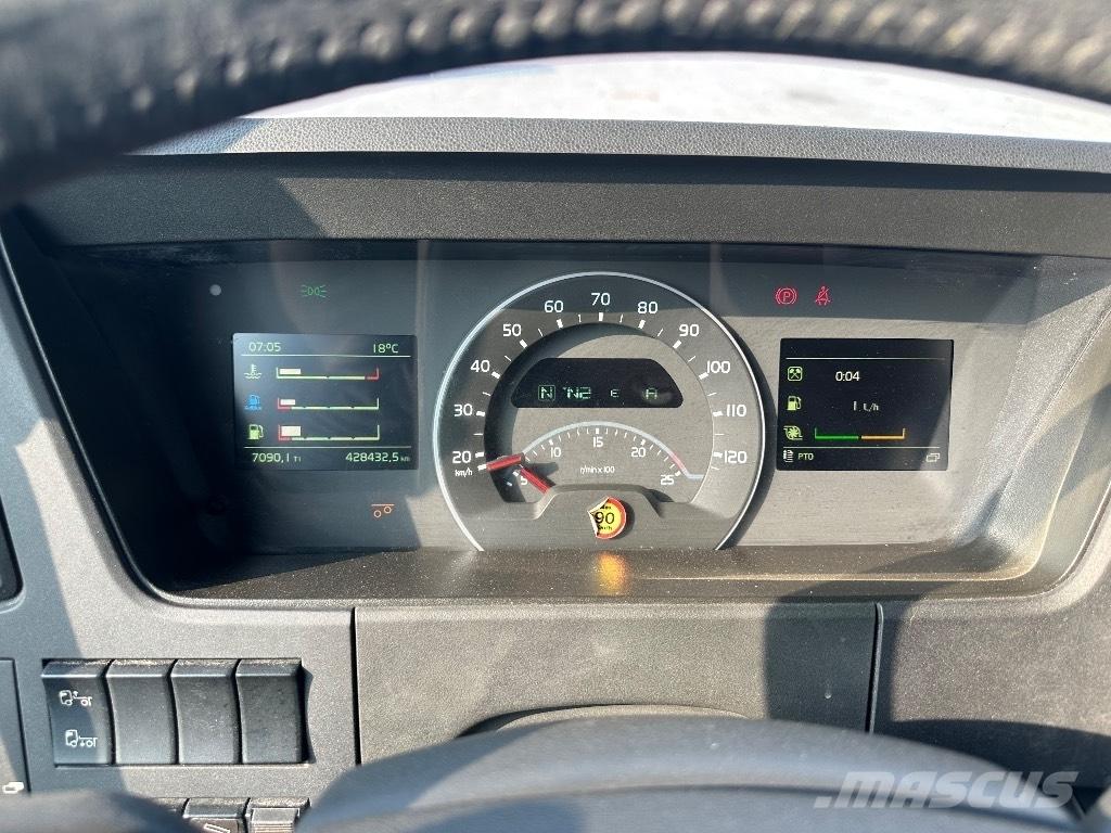 Volvo FMX 510 8x4*4 Камиони с кран с кука