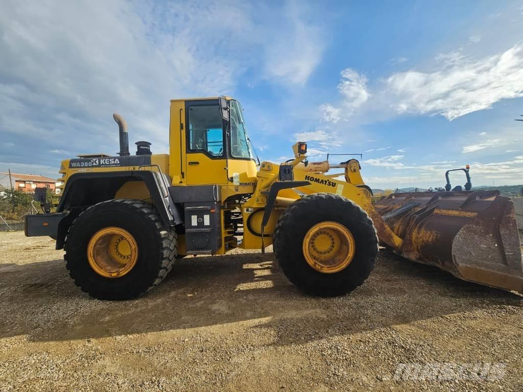 Komatsu WA 380-3H Колесни товарачи