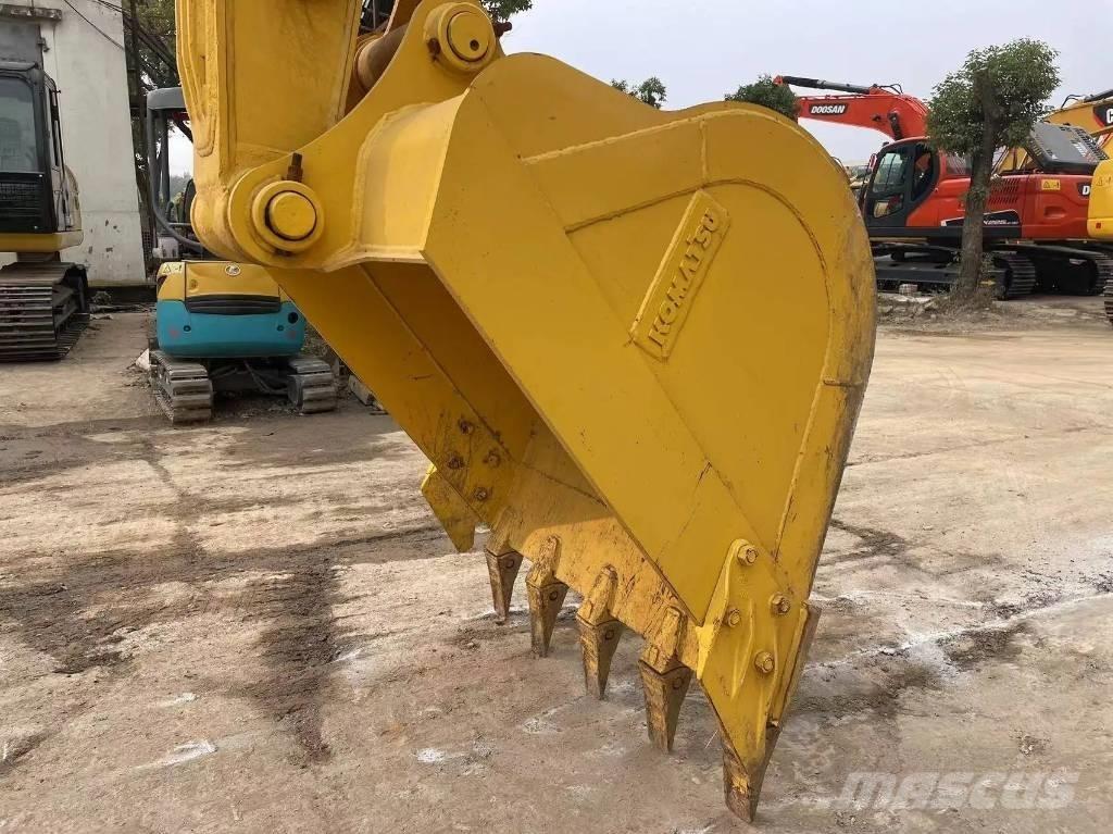 Komatsu PC240-8 Верижен екскаватор