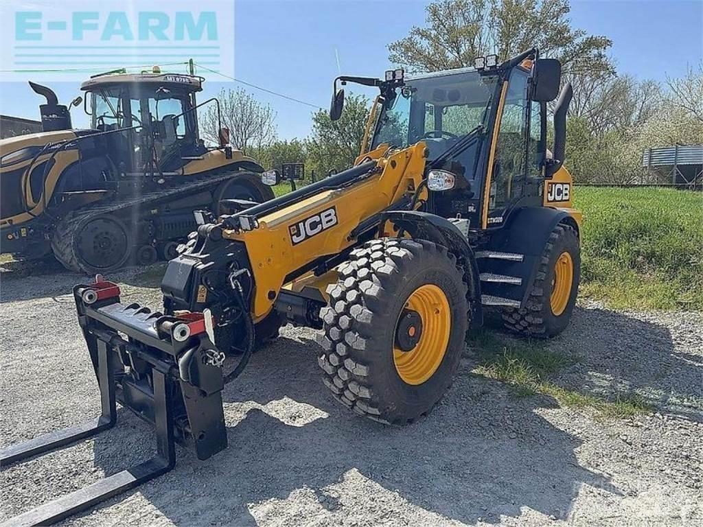 JCB tm 320 agri Колесни товарачи
