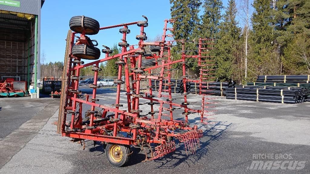Väderstad NZ    7,4m Брани