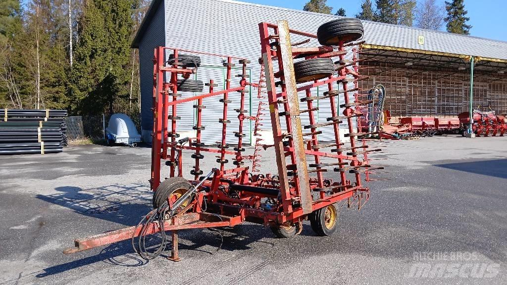 Väderstad NZ    7,4m Брани