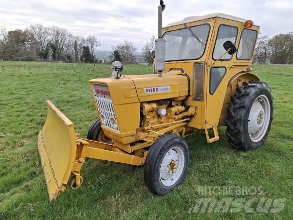 Ford 2000 TRACTOR Строителство - Други