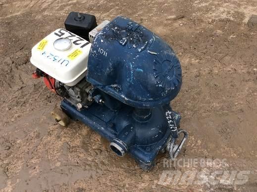 Honda 2 WATER PUMP Водни помпи
