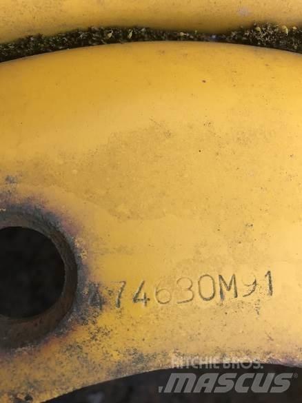  MASSEY FRONT WHEEL Гуми
