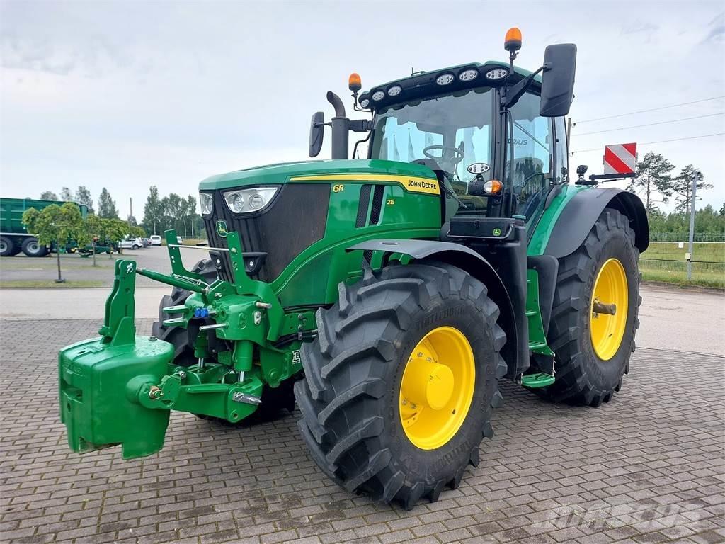 John Deere 6R 215 Трактори