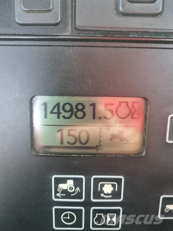 John Deere 7820 Трактори