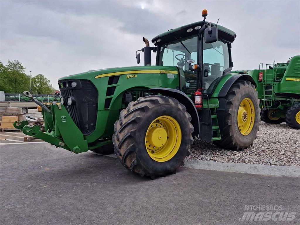John Deere 8345R Трактори