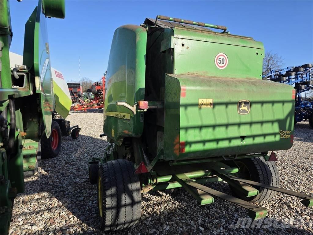 John Deere 854 Сламопреси за кръгли бали
