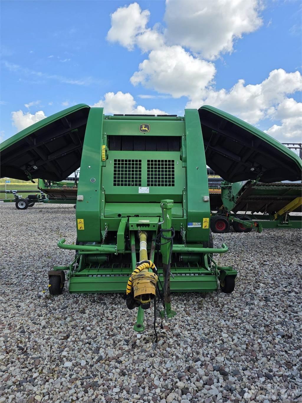 John Deere 854 Сламопреси за кръгли бали
