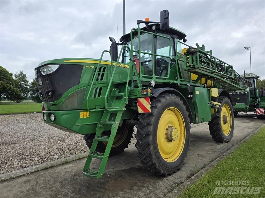 John Deere R4040i Прикачни пръскачки

