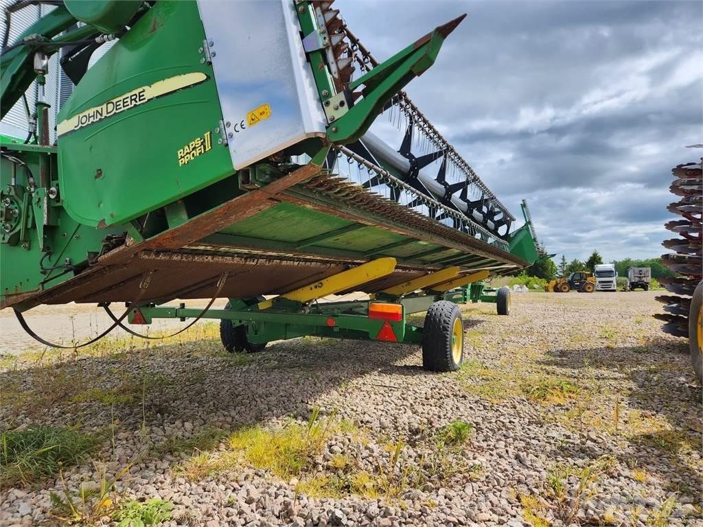 John Deere S680i Комбайни