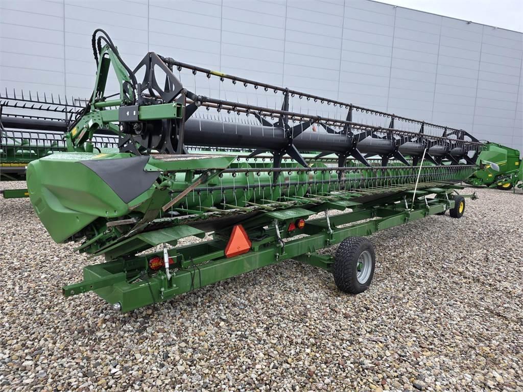 John Deere S690 Комбайни
