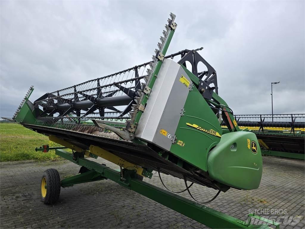 John Deere T660 Комбайни