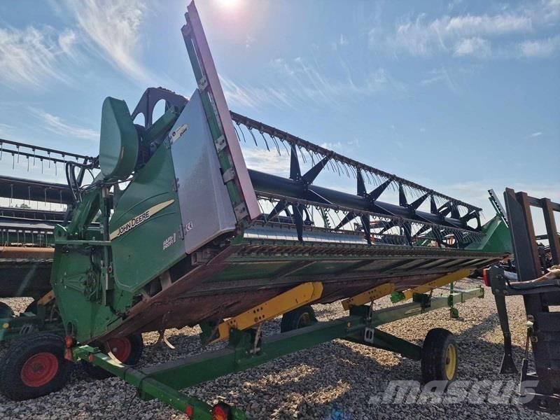 John Deere T670 Комбайни
