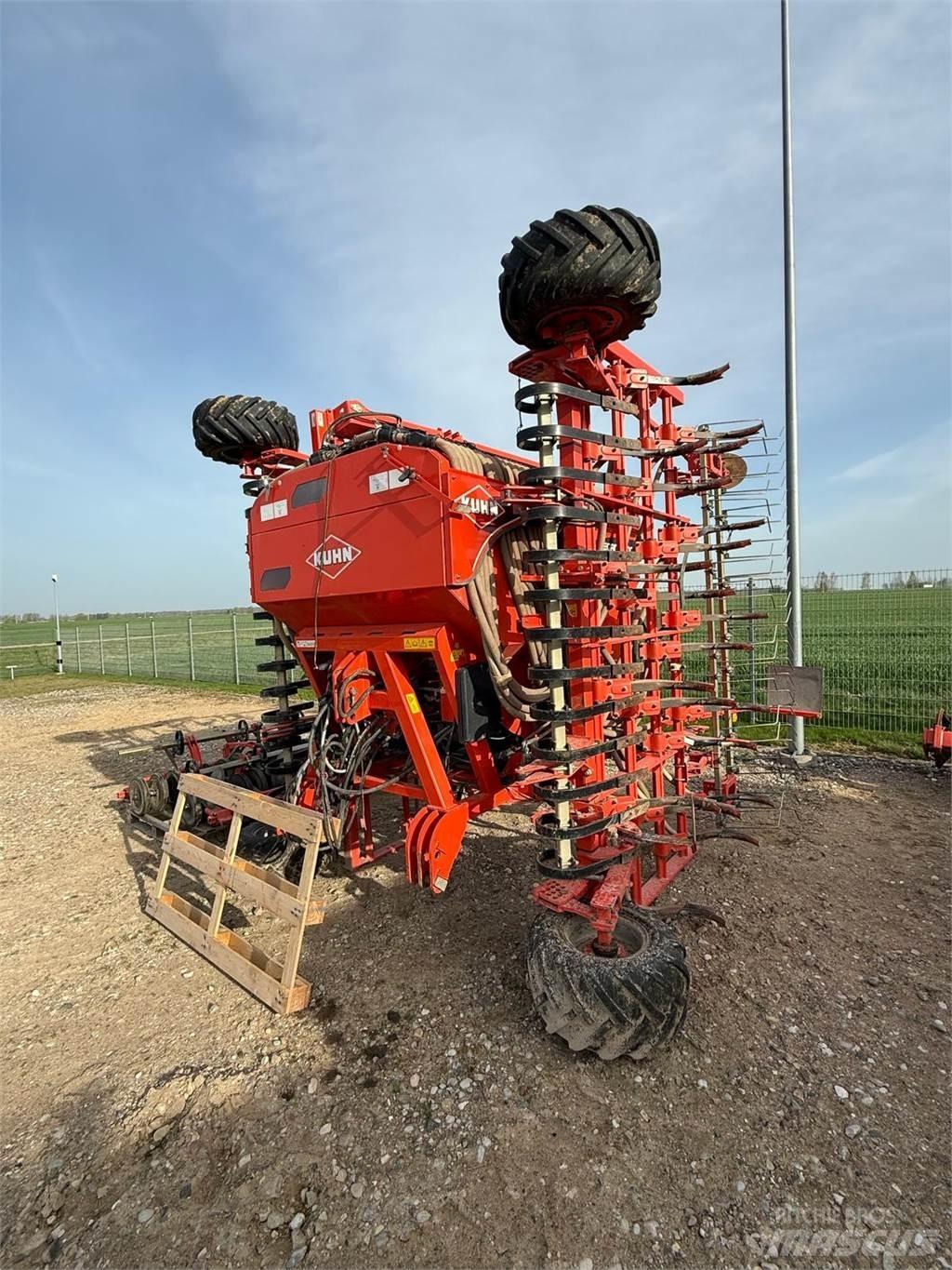 Kuhn MEGANT 600 Вилични кари-повдигачи - други