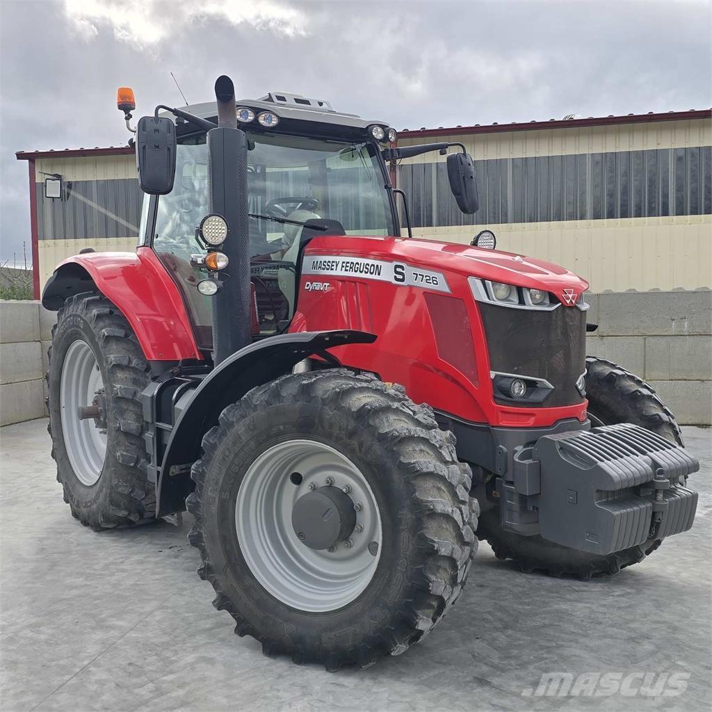 Massey Ferguson 7726 Трактори