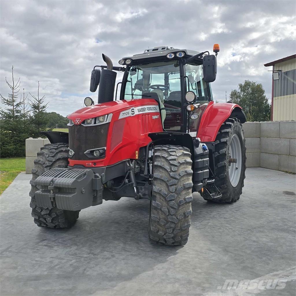 Massey Ferguson 7726 Трактори
