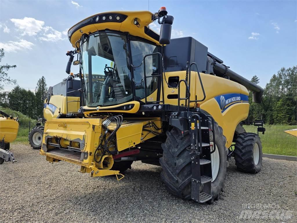 New Holland CX8.80 Комбайни