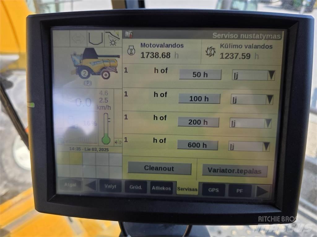 New Holland CX8.85 Комбайни