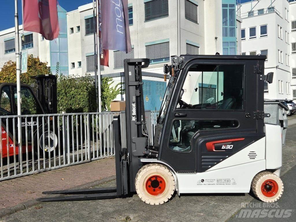 Bobcat B30NS Електрически вилични кари-повдигачи