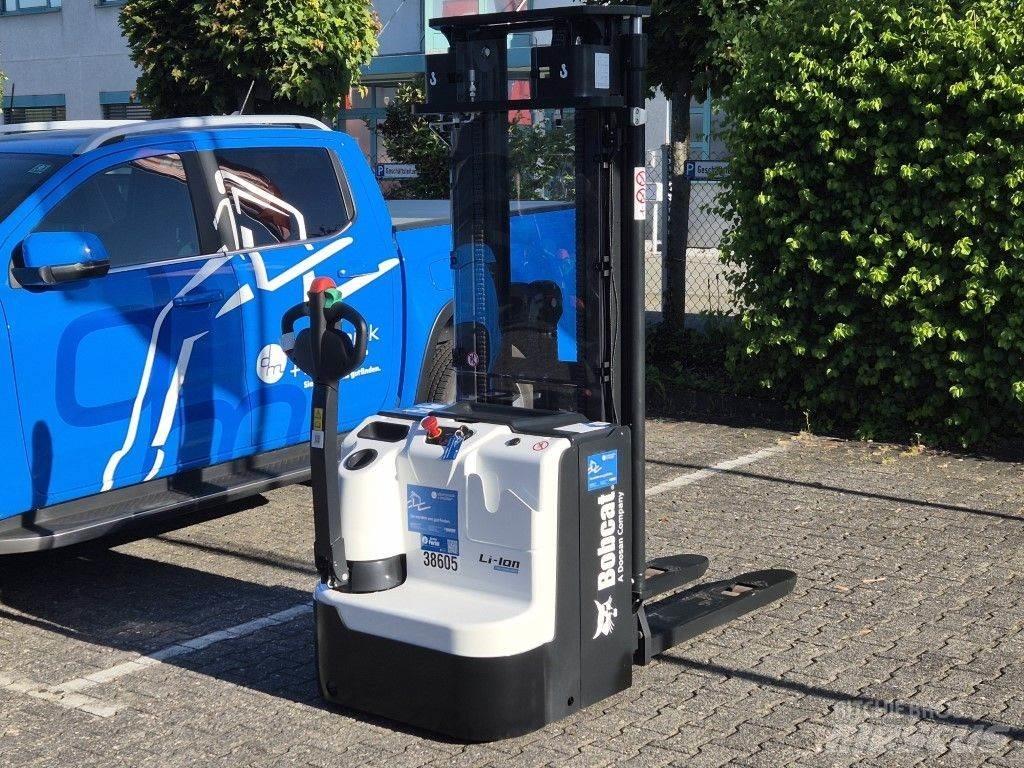 Bobcat BSL16N-I Колички високоповдигачи с теглич
