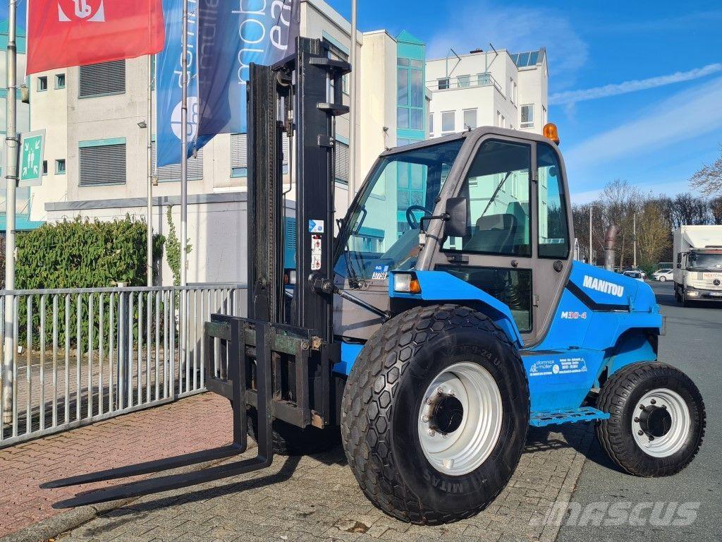 Manitou M 30.4 Камиони за херавни местности