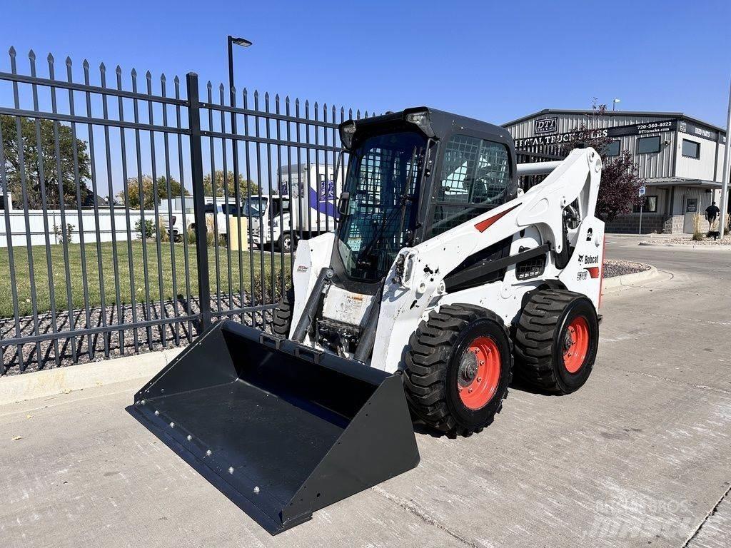 Bobcat S740 Мини товарачи
