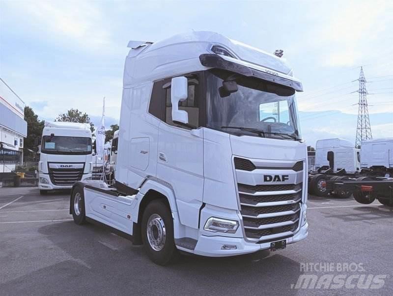 DAF XG+ 530 TRATTORE Влекачи