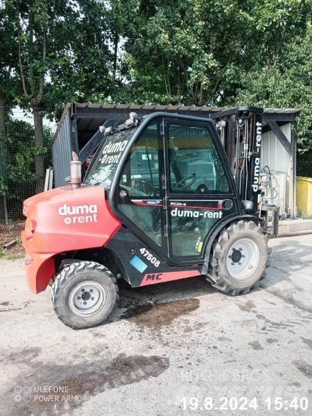 Manitou MC25-4 Камиони за херавни местности