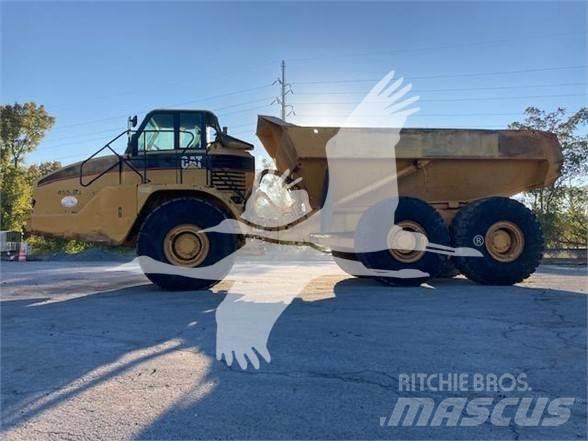CAT 740 Дъмпери/моторни превозни средства
